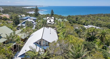 Angourie Palms - Located in a fabulous location walking distance to Angourie surfing beaches.