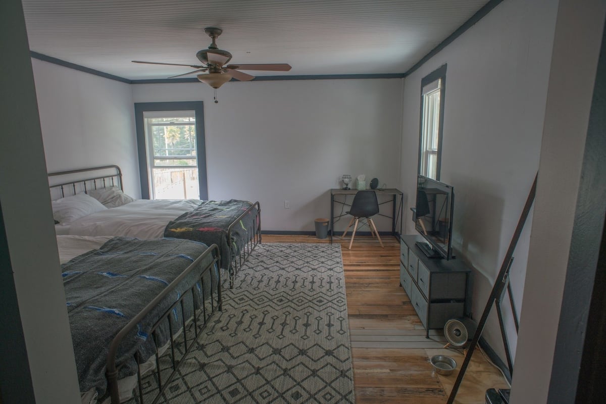 Doppelzimmer, 2 Queen-Betten, Parkblick, zum Innenhof hin