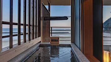 Japanese Style Room with Private Open-air Bath (Breakfast is not available for under 3 years old) | Bathroom