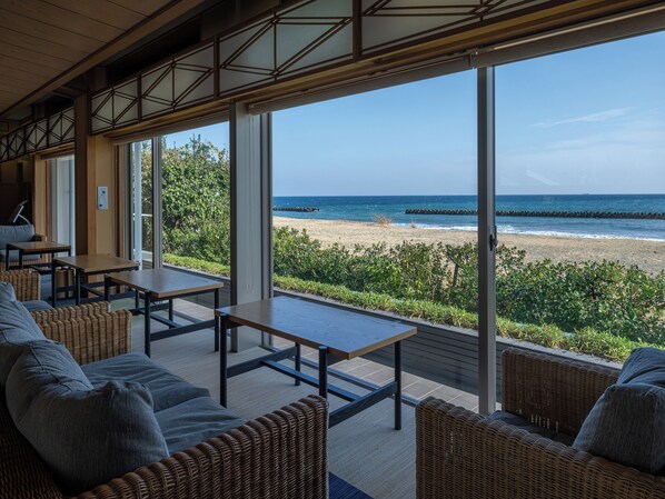 Lobby - Kaiyutei (Kawazu)