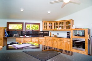 Apartment, 3 Schlafzimmer | Eigene Küche | Großer Kühlschrank, Mikrowelle, Ofen, Herdplatte