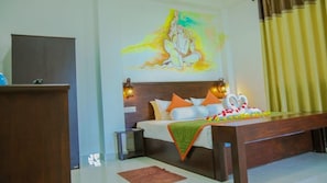 4 chambres, fer et planche à repasser, Wi-Fi, draps fournis