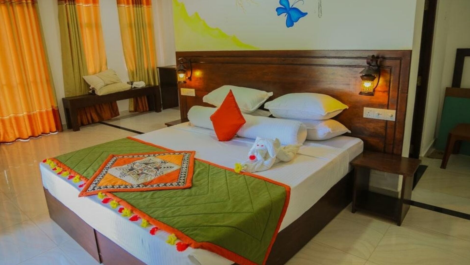 4 chambres, fer et planche à repasser, Wi-Fi, draps fournis