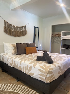3 habitaciones, tabla de planchar con plancha y wifi gratis