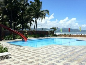 Outdoor pool - Villa Maria Luisa Hotel (Tandag)