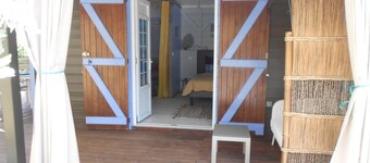 Little Beauvallon Lodge house in Creole country