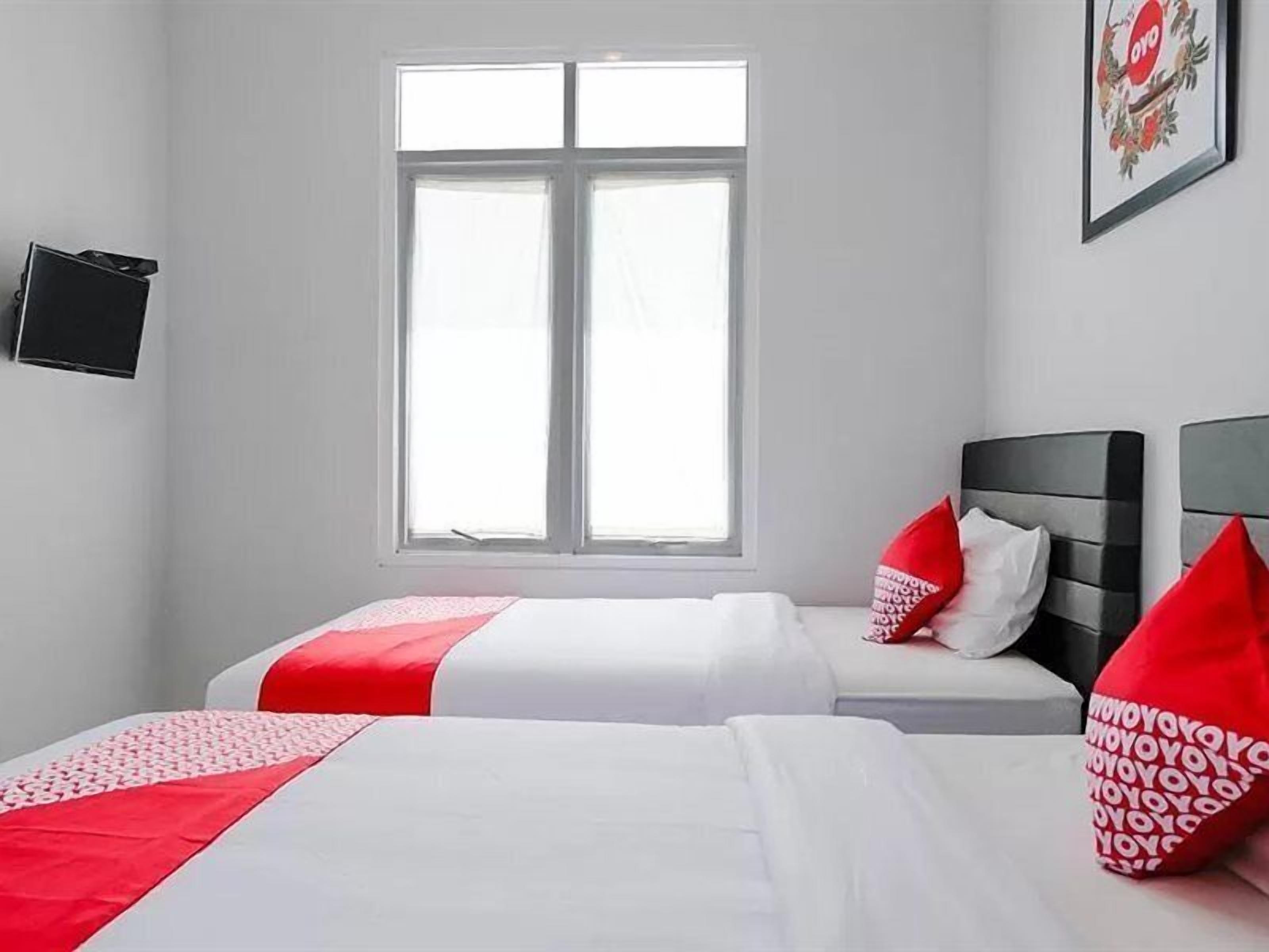 Bureau, Wi-Fi gratuit, draps fournis