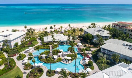 3rd Floor Penthouse 305  at The Plaza. Beachfront Resort. No car needed. Pool