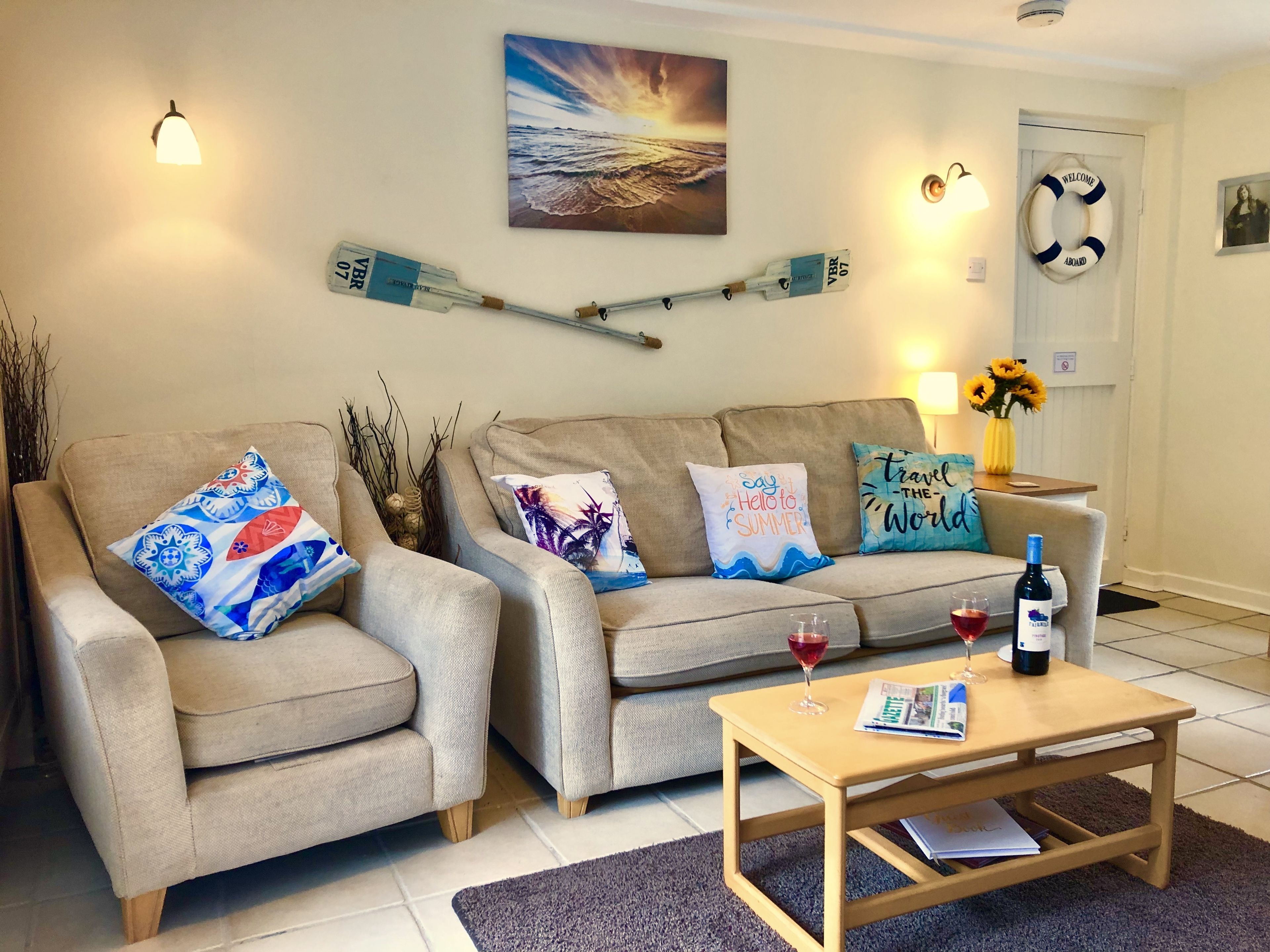 Deluxe Cottage, 2 Bedrooms | Lobby