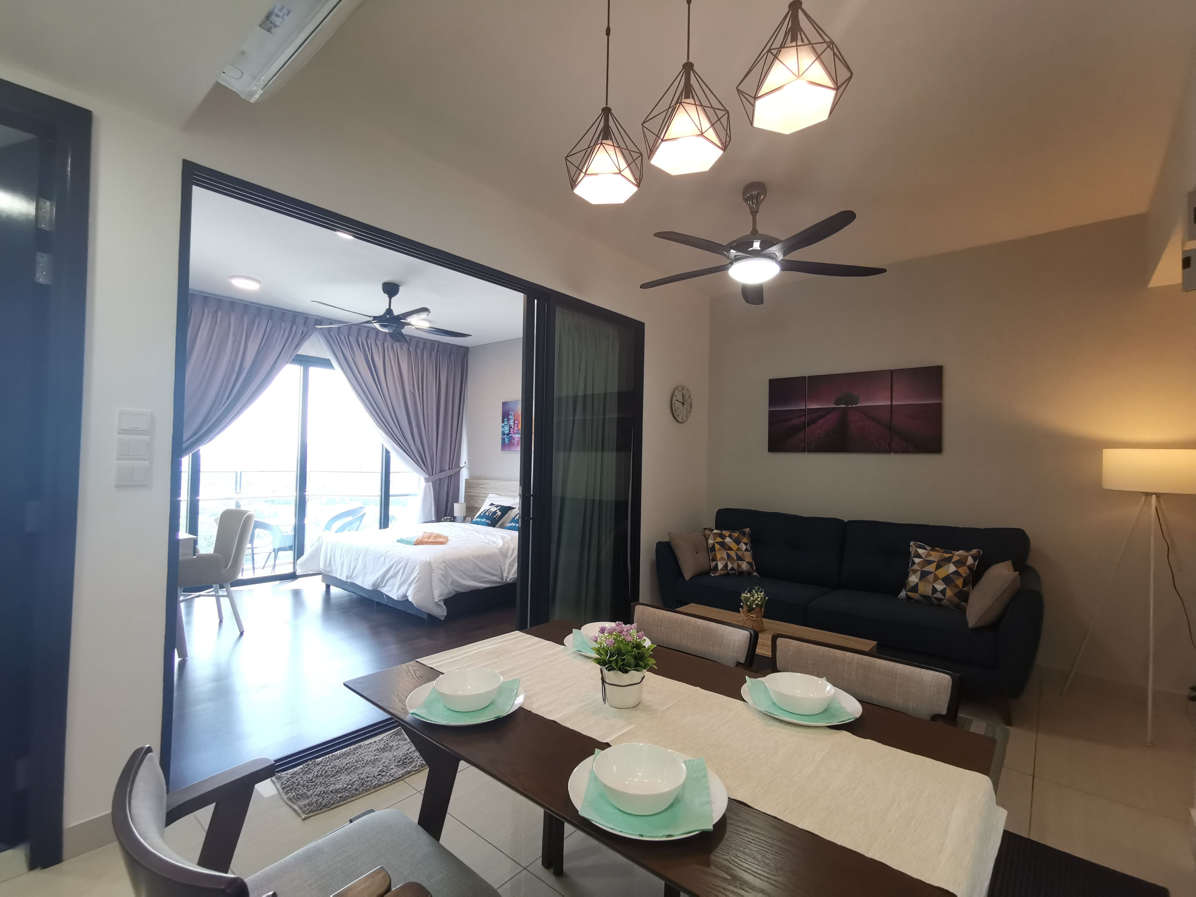 Summer Suites Studio Room | Living area | 40-inch flat-screen TV with satellite channels, Smart TV
