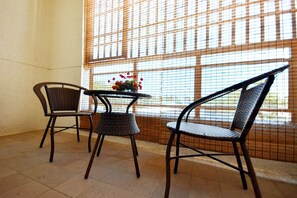 Family Quadruple Room (Japanese Style) | Desk, blackout drapes, free WiFi, bed sheets