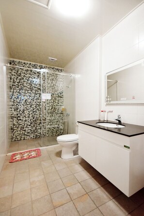 Family Quadruple Room (Japanese Style) | Bathroom | Shower, rainfall showerhead, free toiletries, hair dryer