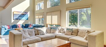 Spacious Whitehall Home w/ Hot Tub + Game Room