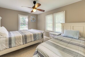 6 Schlafzimmer, Bügeleisen/Bügelbrett, Internetzugang, Bettwäsche