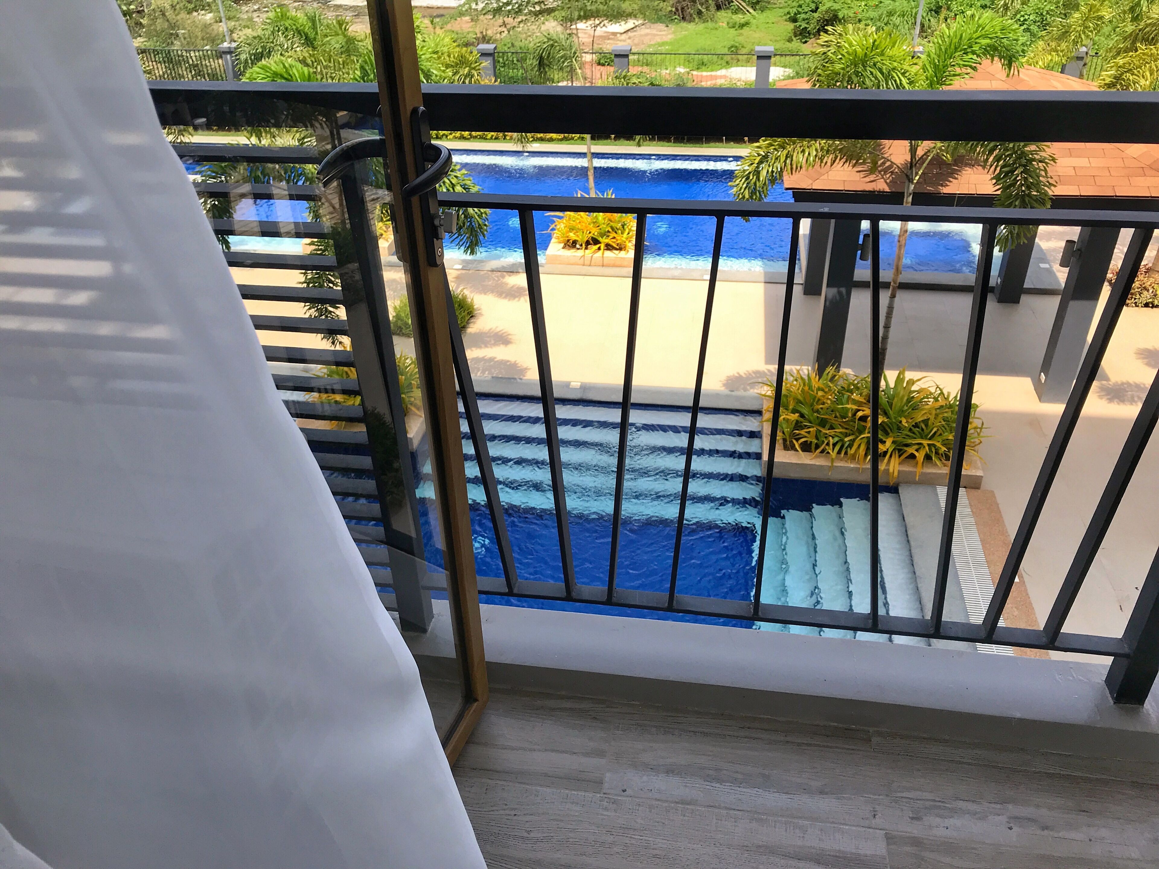 Deluxe Pool View | Lenzuola