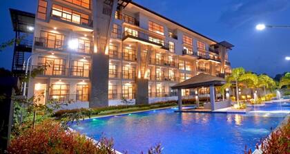 The Crown Residences at Harbour Springs