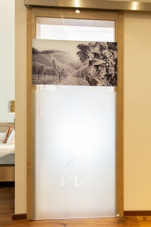 1 bedroom, hypo-allergenic bedding, in-room safe, desk