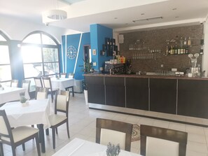 Dinner served - Hotel Nikola (Vodice)