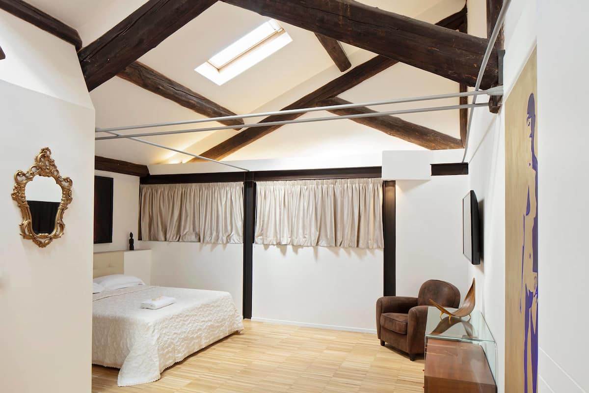 Double Room (Afrodite) | 1 bedroom, down comforters, minibar, in-room safe