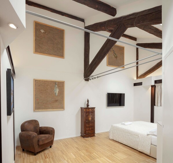 Couette en duvet d'oie, minibar, coffres-forts dans les chambres