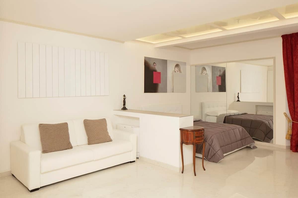 Deluxe Quadruple Room (Era) | 1 bedroom, down comforters, minibar, in-room safe