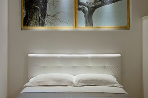 Down duvets, minibar, in-room safe, soundproofing - Mitodea - Residenza d' epoca (Bologna)