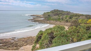 Beach nearby - Avalon 3 Great Ocean Views (Yamba)