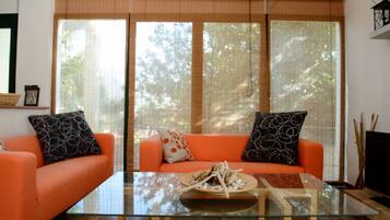 Vila | Area keluarga | TV layar datar dan perapian