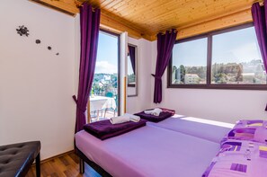 2 bedrooms, iron/ironing board, WiFi, bed sheets - Apartments & Rooms Mihajica- Two Bedroom Apartment with Balcony and Sea View (Cavtat)