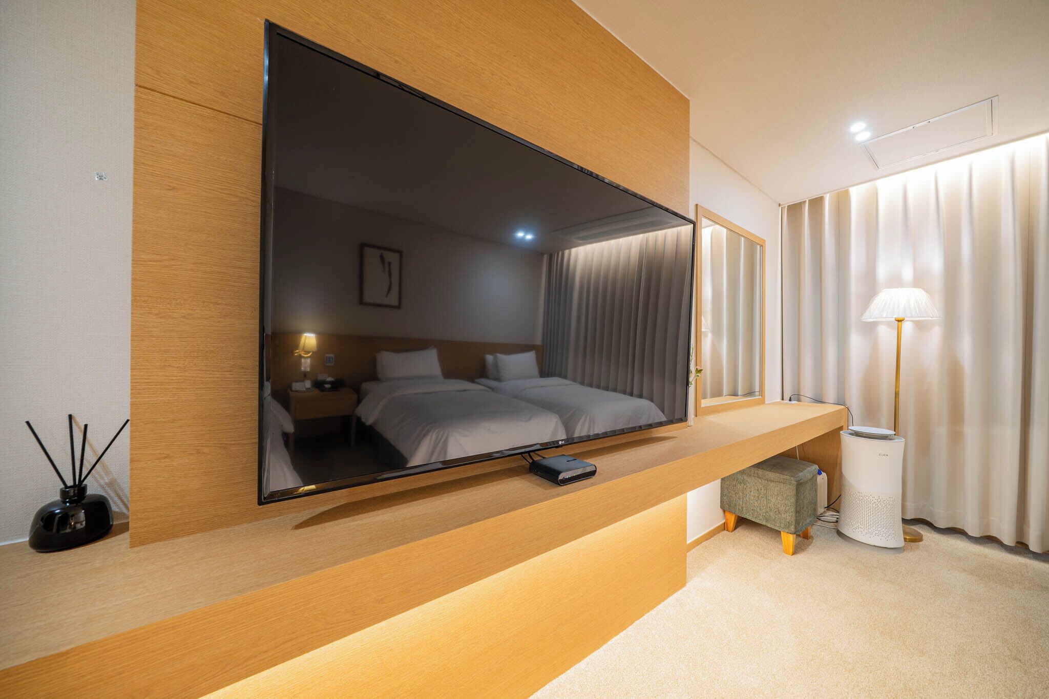 triple room | 1 bedroom, premium bedding, down duvets, free minibar items