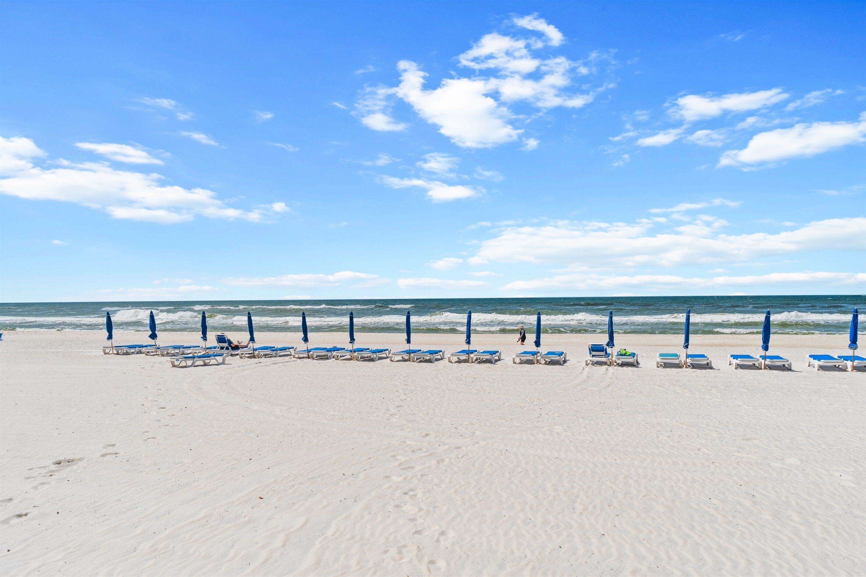 På stranden
