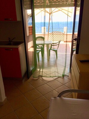 Bungalow, Sea View | 1 bedroom, cots/infant beds, bed sheets - Villaggio Dolce Vita (Montecorice)