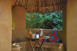 Outdoor dining - MANVĀR SHERGARH, THE DESERT RESORT (Shergarh)