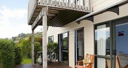 Rosemary Cottage - Hahei Holiday Home
