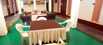 YMCA Seacom Inn