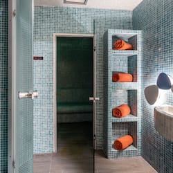 Couples treatment rooms, sauna, Turkish bath, body treatments