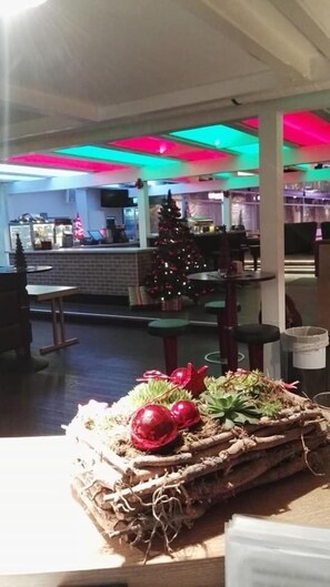 Bar (in der Unterkunft)