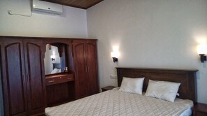 Room - Turtle Paradise Villa (Kosgoda)