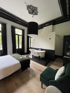 Deluxe Double Room (Nr. 2) - B in Antwerp (Antwerp)