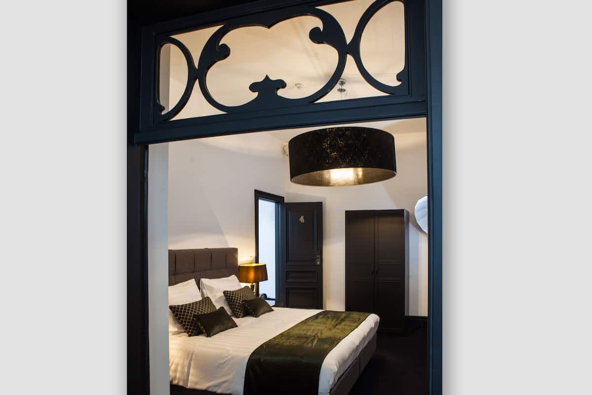 Deluxe Double Room (Nr. 4) | Individually decorated, individually furnished, free WiFi, bed sheets