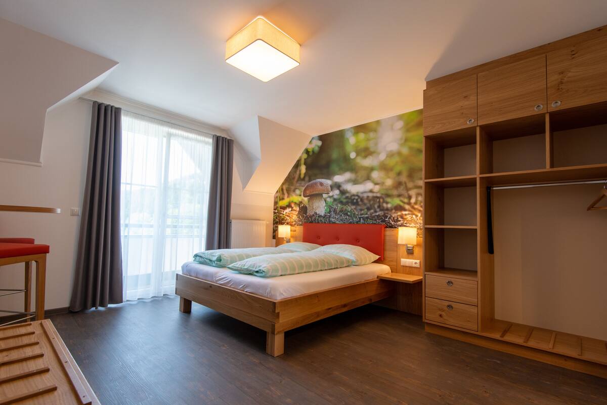 Double Room, Balcony | 1 bedroom, desk, free WiFi, bed sheets