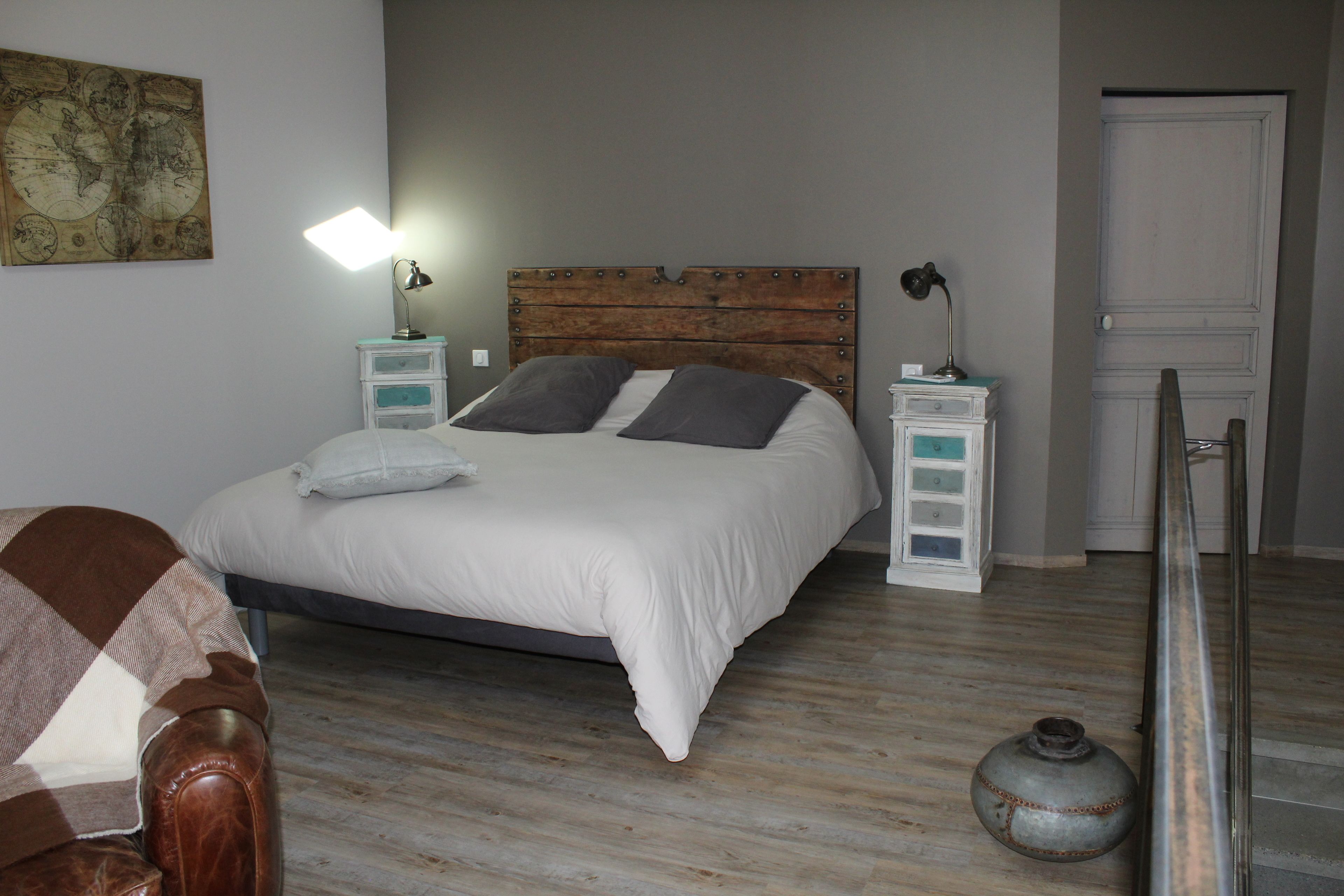 Double Room (Dame jane) | Blackout curtains, soundproofing, iron/ironing board