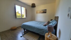 3 bedrooms, desk, soundproofing, iron/ironing board - Beautiful new villa, quiet, near forest Biscarrosse / 6p (Biscarrosse)