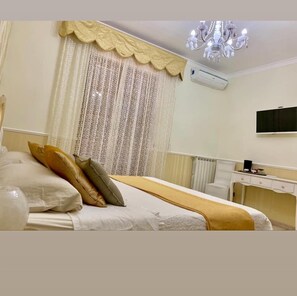 普通套房, 私人浴室 | 書桌、免費搖籃/嬰兒床、折疊床/加床