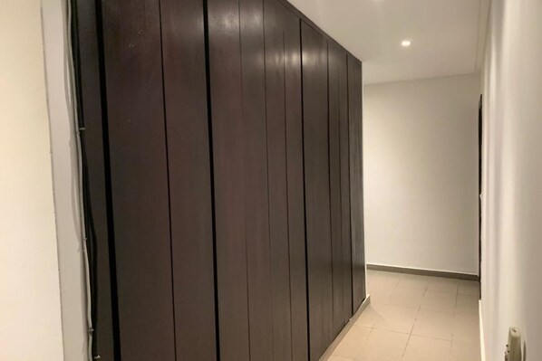 Interior detail - Guest House T2 (Abidjan)