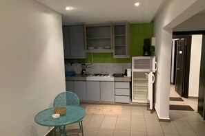 Apartment, 1 Bedroom | Private kitchen