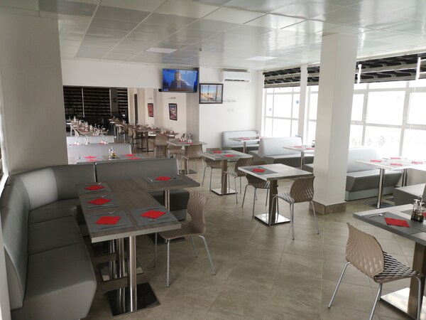 Nouakchott Hotel - Nouakchott