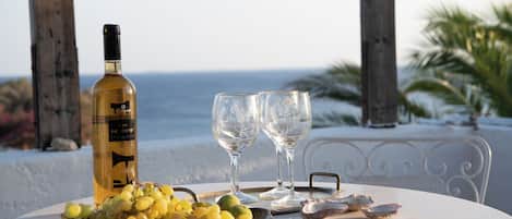 Apartment, 2 Bedrooms, Sea View | Exterior