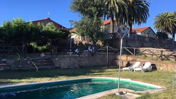Seasonal outdoor pool