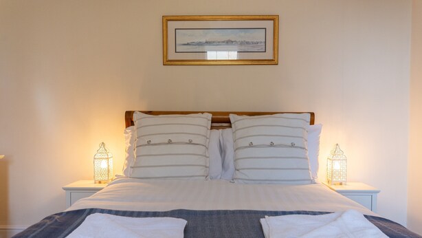 Holiday Home | WiFi (free), bed sheets - Crail Farm House Perfect for TheCowShed (Anstruther)